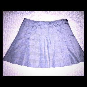 💫Forever 21 Gray Pleated Skirt, NEW!!💫